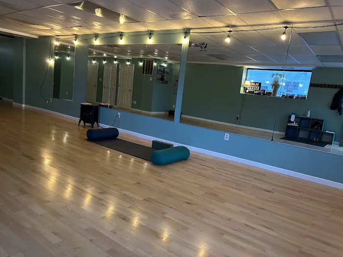 HeartBreath Yoga Studio Picture 3