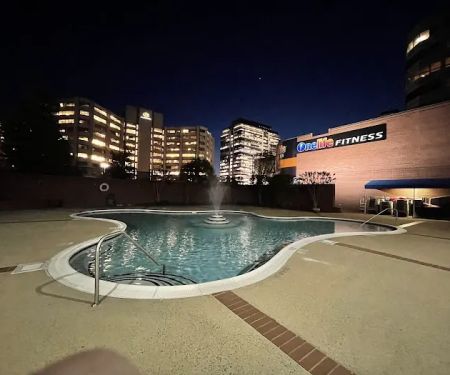 Onelife Fitness - Tysons