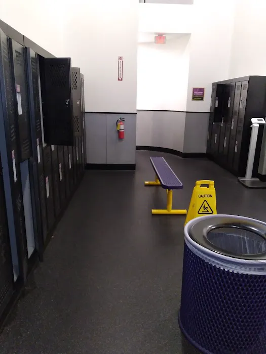 Planet Fitness Picture 6