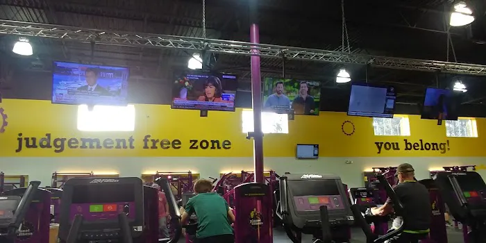 Planet Fitness Picture 2
