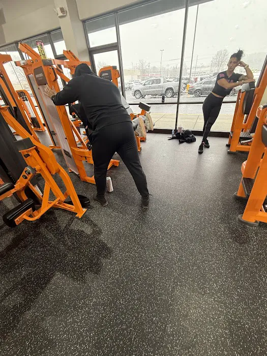 Giant Fitness Picture 4