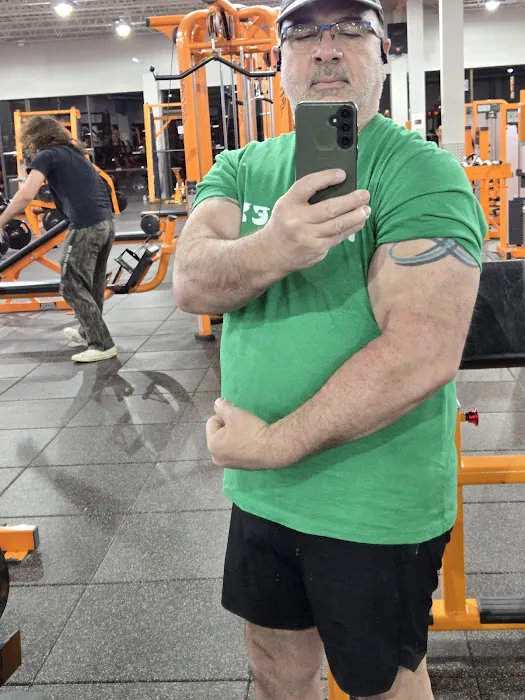 Giant Fitness Picture 5