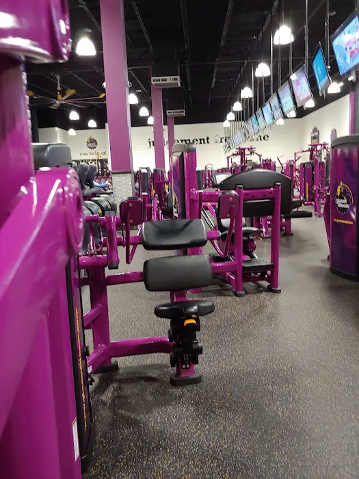 Planet Fitness Picture 5