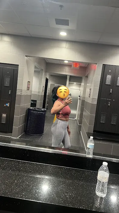 Planet Fitness Picture 3