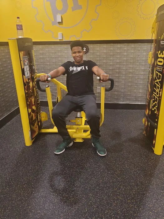 Planet Fitness Picture 8