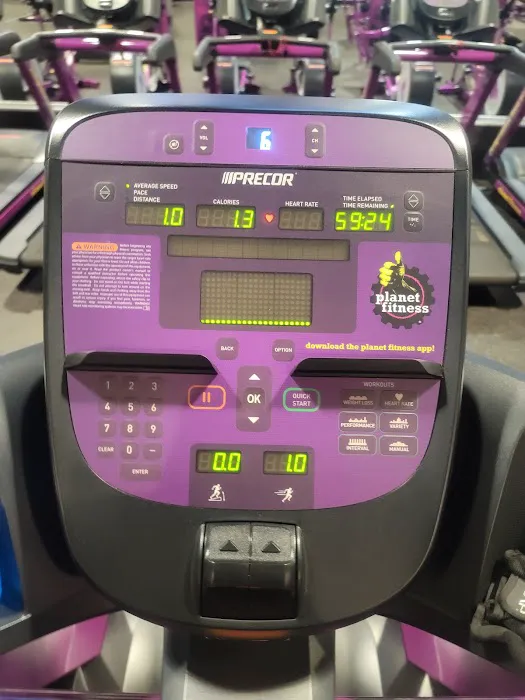 Planet Fitness Picture 3