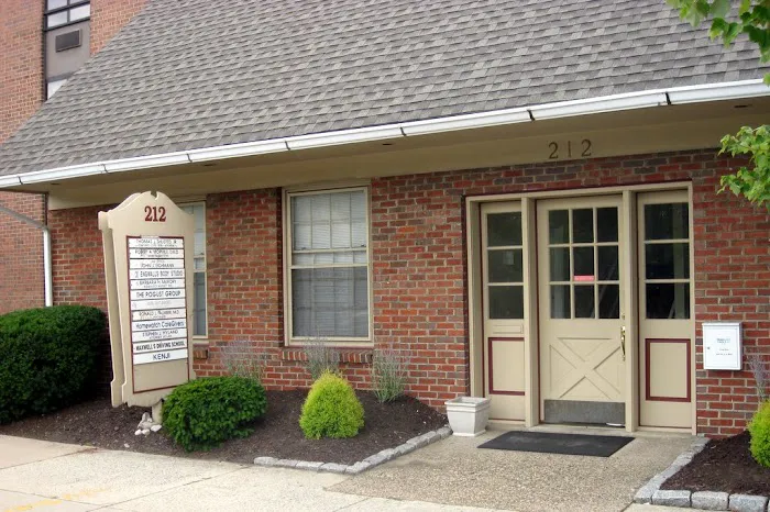Engwall's Body Studio Picture 1