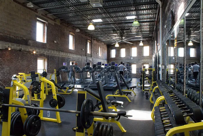 Sweat Fitness Picture 4