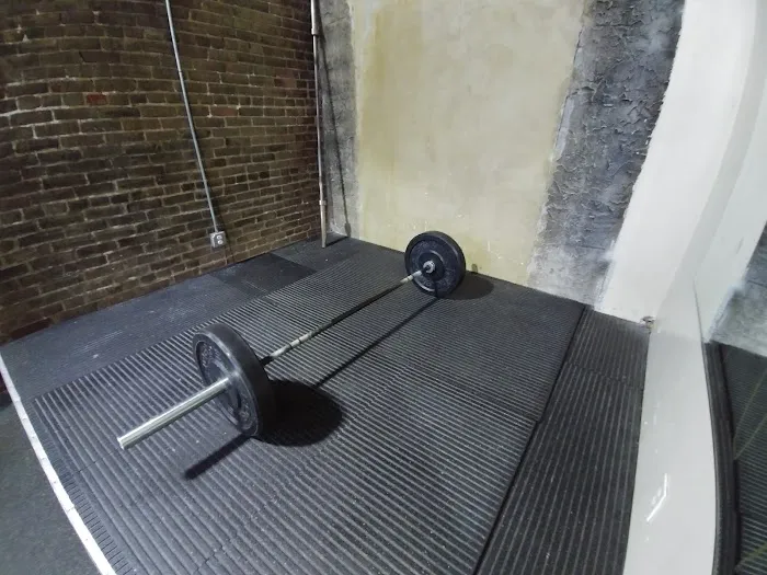 Sweat Fitness Picture 7