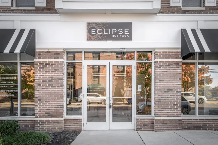Eclipse Hot Yoga Picture 8
