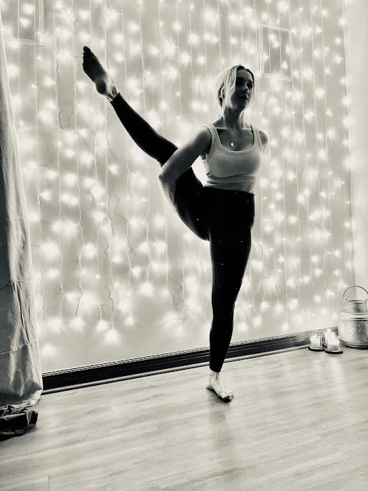 Eclipse Hot Yoga Picture 5