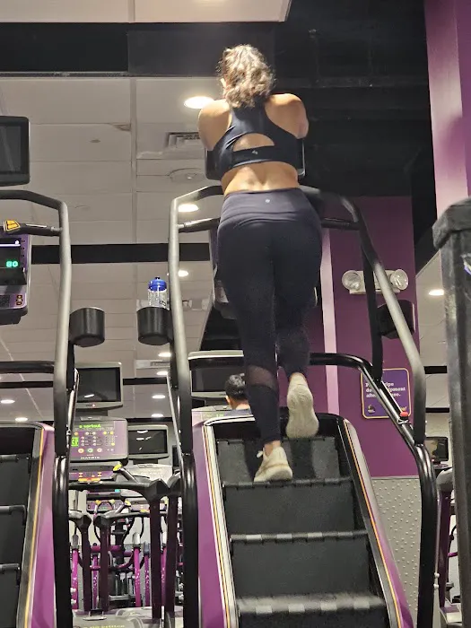 Planet Fitness Picture 5
