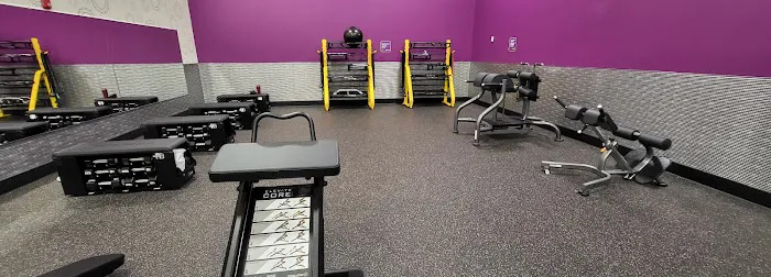 Planet Fitness Picture 8