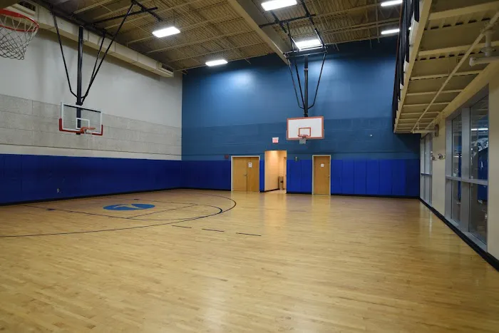 Onelife Fitness - Stafford Picture 3