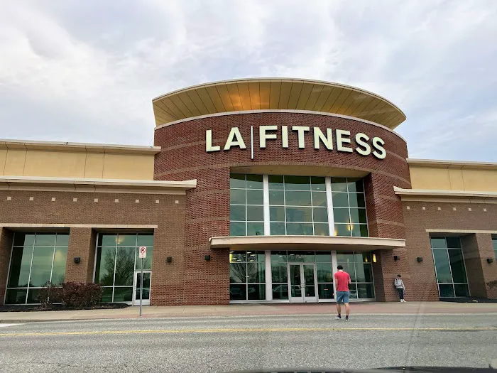 LA Fitness Picture 5