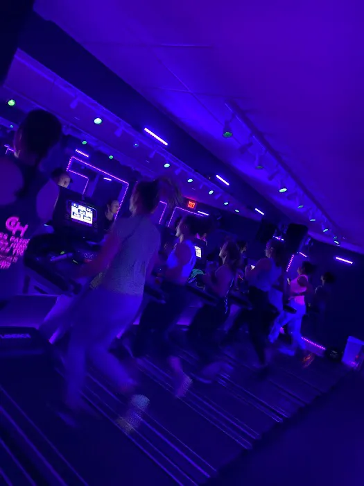 TORQUE Spin, Barre, & TRX Studio Picture 9