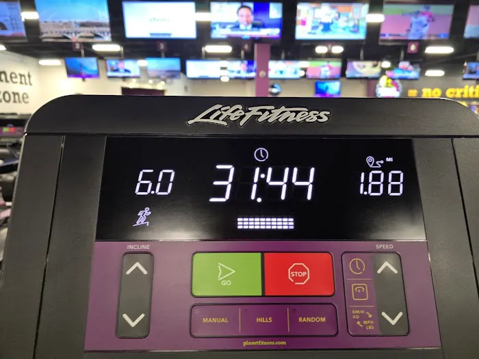 Planet Fitness Picture 2