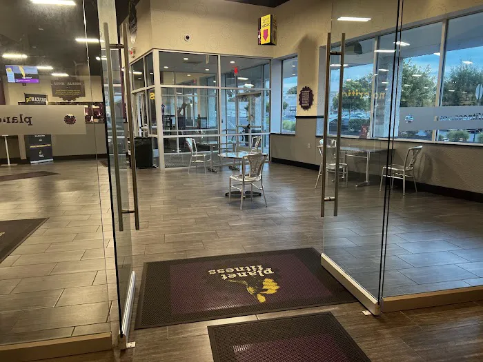 Planet Fitness Picture 8