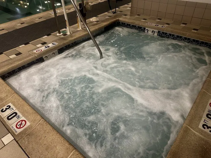 LA Fitness Picture 9