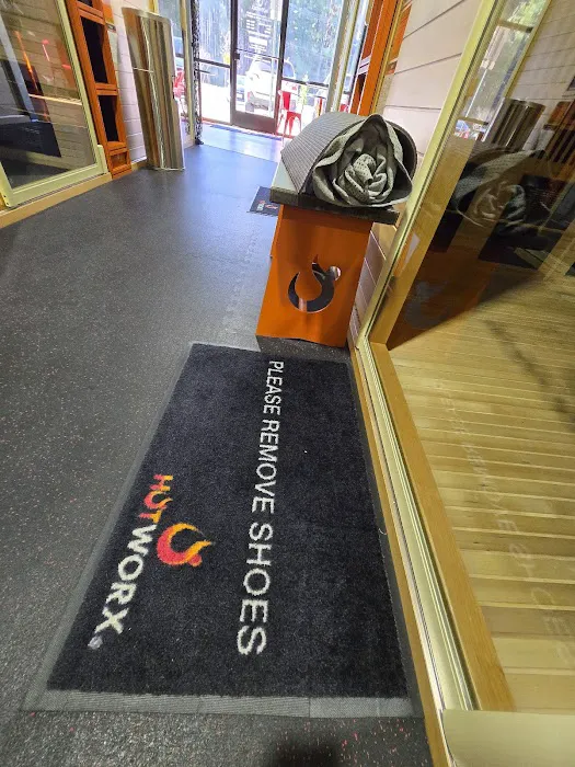 HOTWORX - Stafford, VA Picture 3