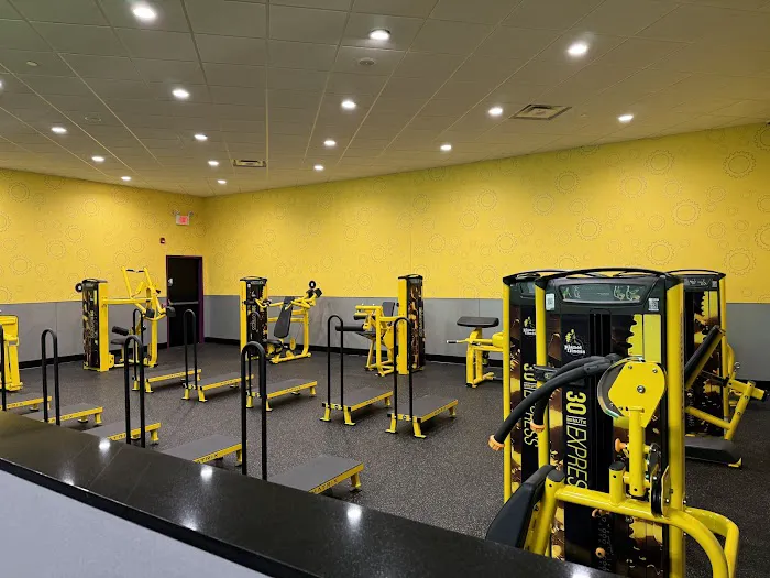 Planet Fitness Picture 1