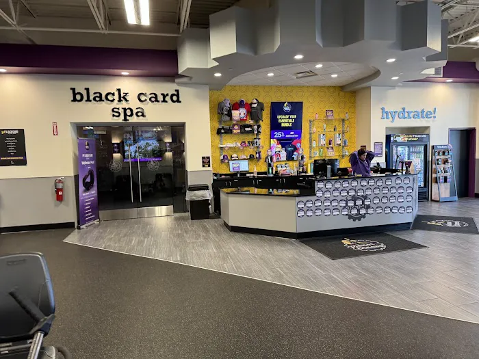 Planet Fitness Picture 4
