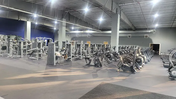 iRoy Multi Sport Complex Picture 5