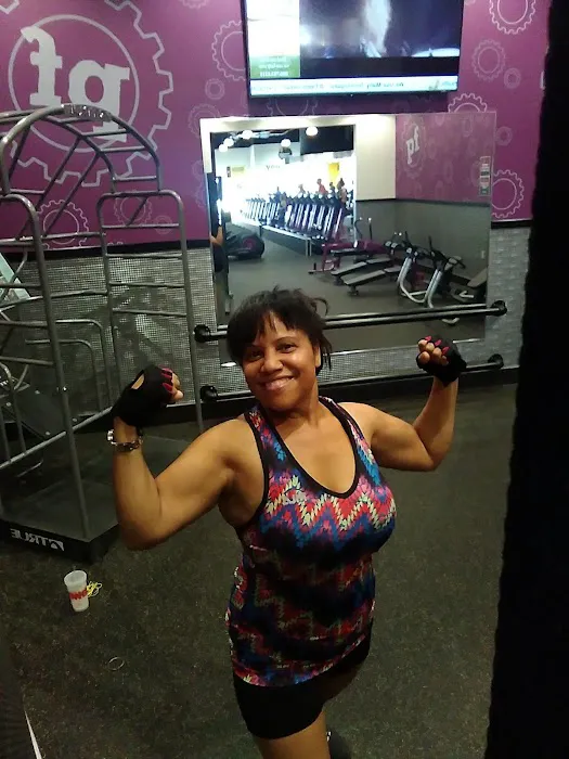 Planet Fitness Picture 1