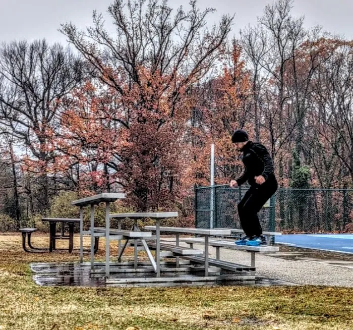 HealthBeat Outdoor Fitness System Picture 3