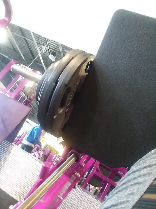 Planet Fitness Picture 3
