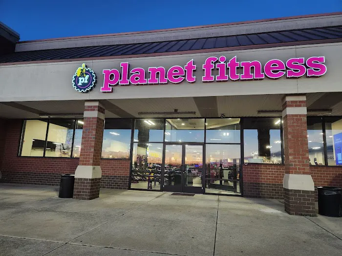 Planet Fitness Picture 10