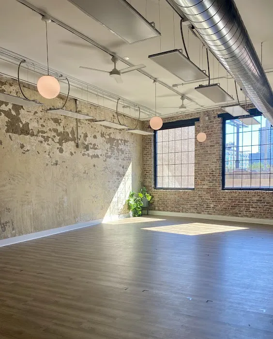 Monarch Yoga - Northern Liberties Picture 9
