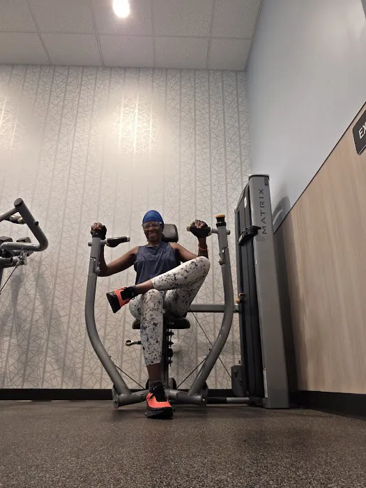 The Edge Fitness Clubs Picture 1