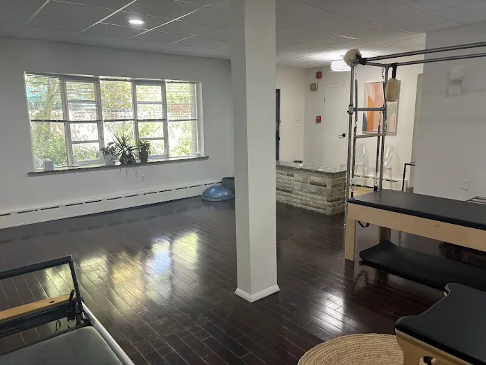 SOLMAR Pilates + Holistic Wellness - Rittenhouse Picture 8