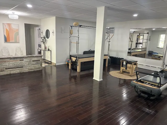 SOLMAR Pilates + Holistic Wellness - Rittenhouse Picture 2