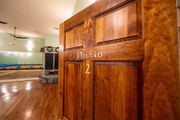 Lumos Yoga & Barre - Green Street Picture 8