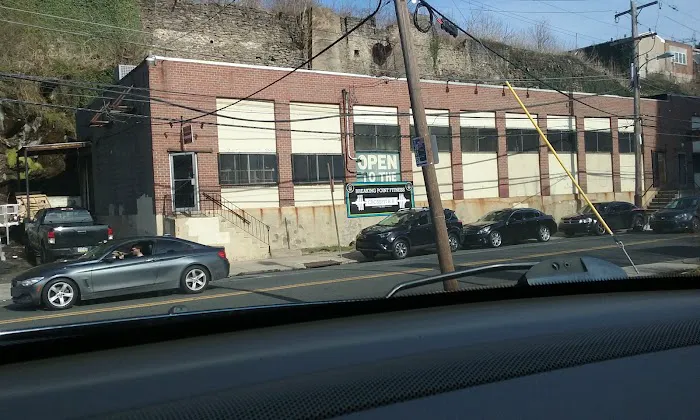 Breaking Point Fitness - CrossFit Ridge Ave Picture 6