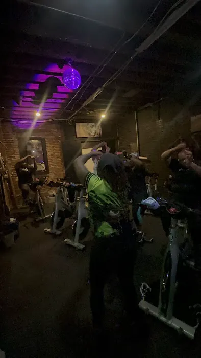 Sweat Cycle Studio Picture 8