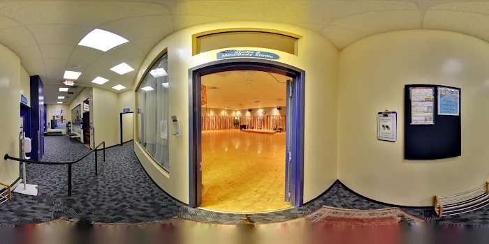 Cherry Hill Health & Racquet Club Picture 2