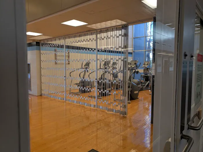 I-Wing Gymnasium and Weight Room Picture 4