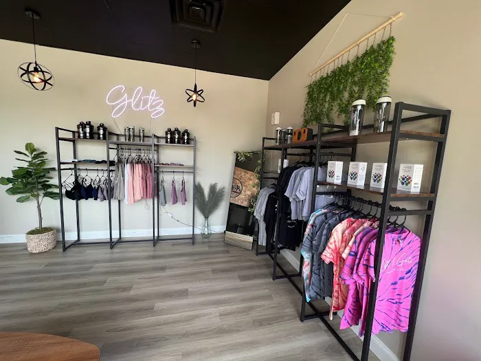Lift & Glitz Training Studio Picture 8
