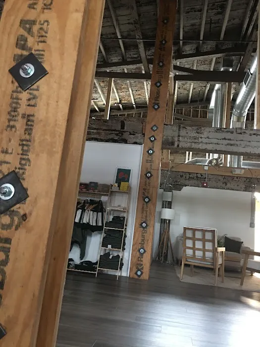 In Flow Studio Picture 3