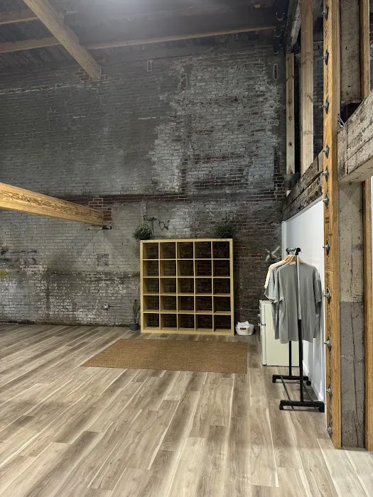In Flow Studio Picture 7