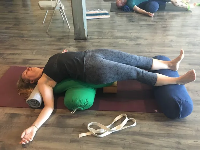 Gabrielle Sigal Iyengar Yoga Picture 3