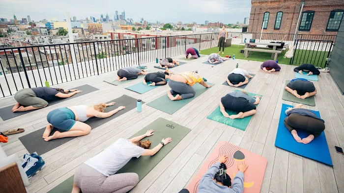 Monarch Yoga - Kensington Picture 5