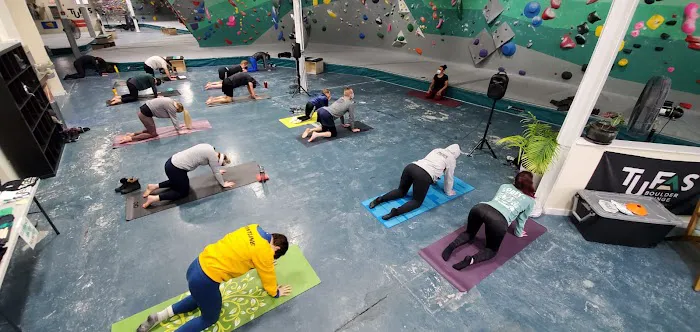 Monarch Yoga - Kensington Picture 8