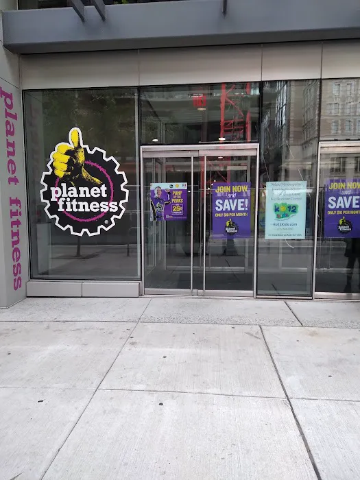 Planet Fitness Picture 10