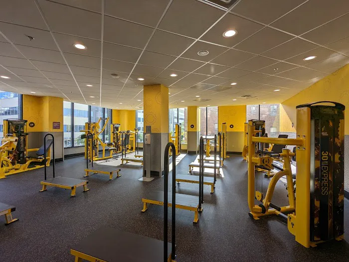 Planet Fitness Picture 6