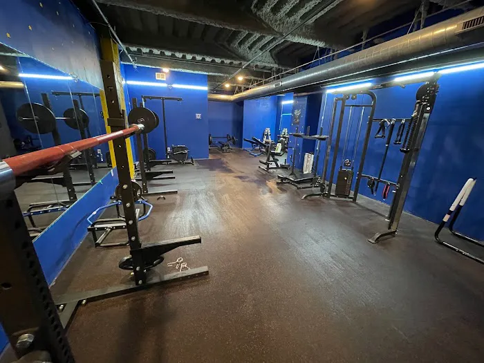 Astro Gym Picture 5
