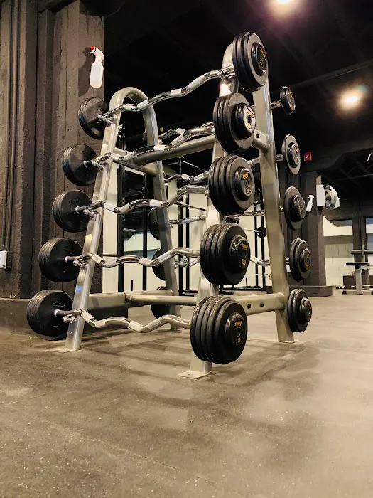 Iron Works Fitness Picture 6